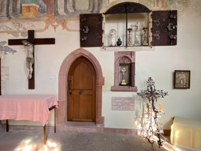 Dornach Heimatmuseum Kreuze und Tafel Anfuehrer Schlacht von Dornach_Sebastian Juengel