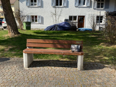 Dornach Otto Stich Platz Bank Sebastian Juengel