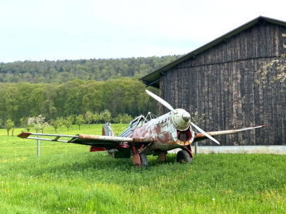 Metzerlen Flugzeug Dreiviertelfrontal_Sebastian Juengel