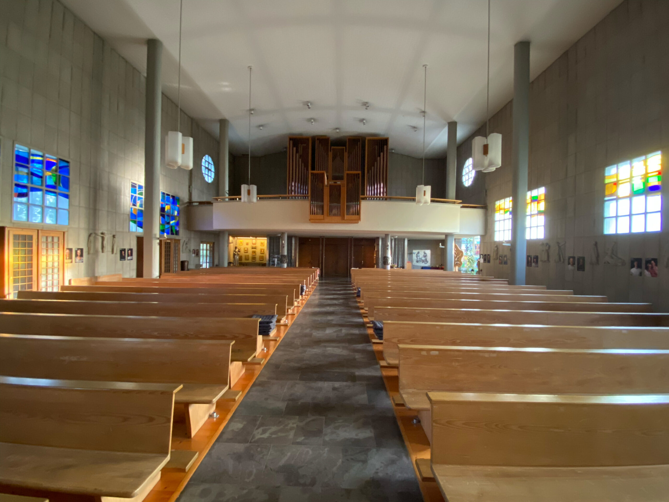 Dornach Mauritiuskirche Blick zur Orgelempore_Sebastian Juengel