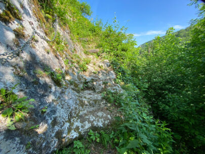 Hofstetten Flueh_Sternenberg Treppenstufen aus Fels gehauen_Sebastian Juengel