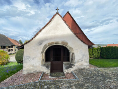 Rodersdorf Beinhaus Muttergotteskapelle Front_Sebastian Juengel